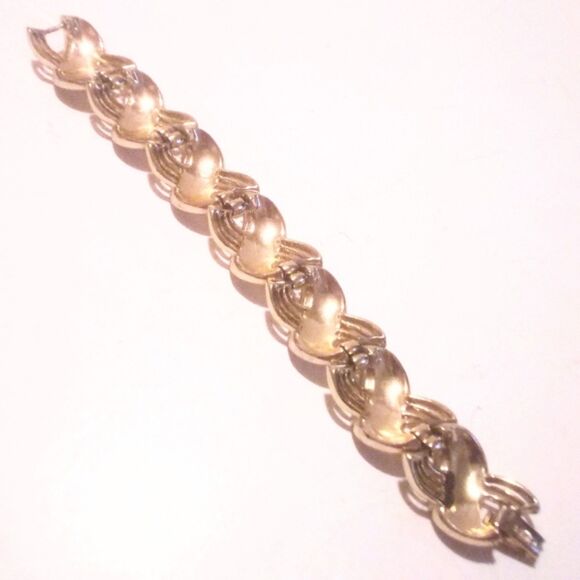 Vintage Lisner Gold Tone Specialty Chunky Link Bracelet - Picture 3 of 4